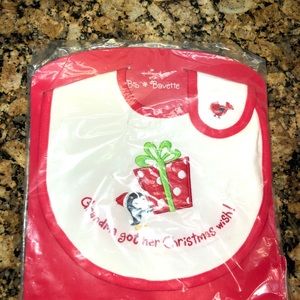 New Hallmark “Grandma Got Her Christmas Wish” Bib
